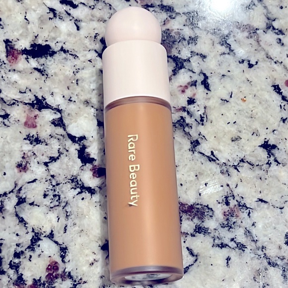 Rare Beauty Liquid Touch Weightless Foundation shade 330N Brand New! - Picture 1 of 2